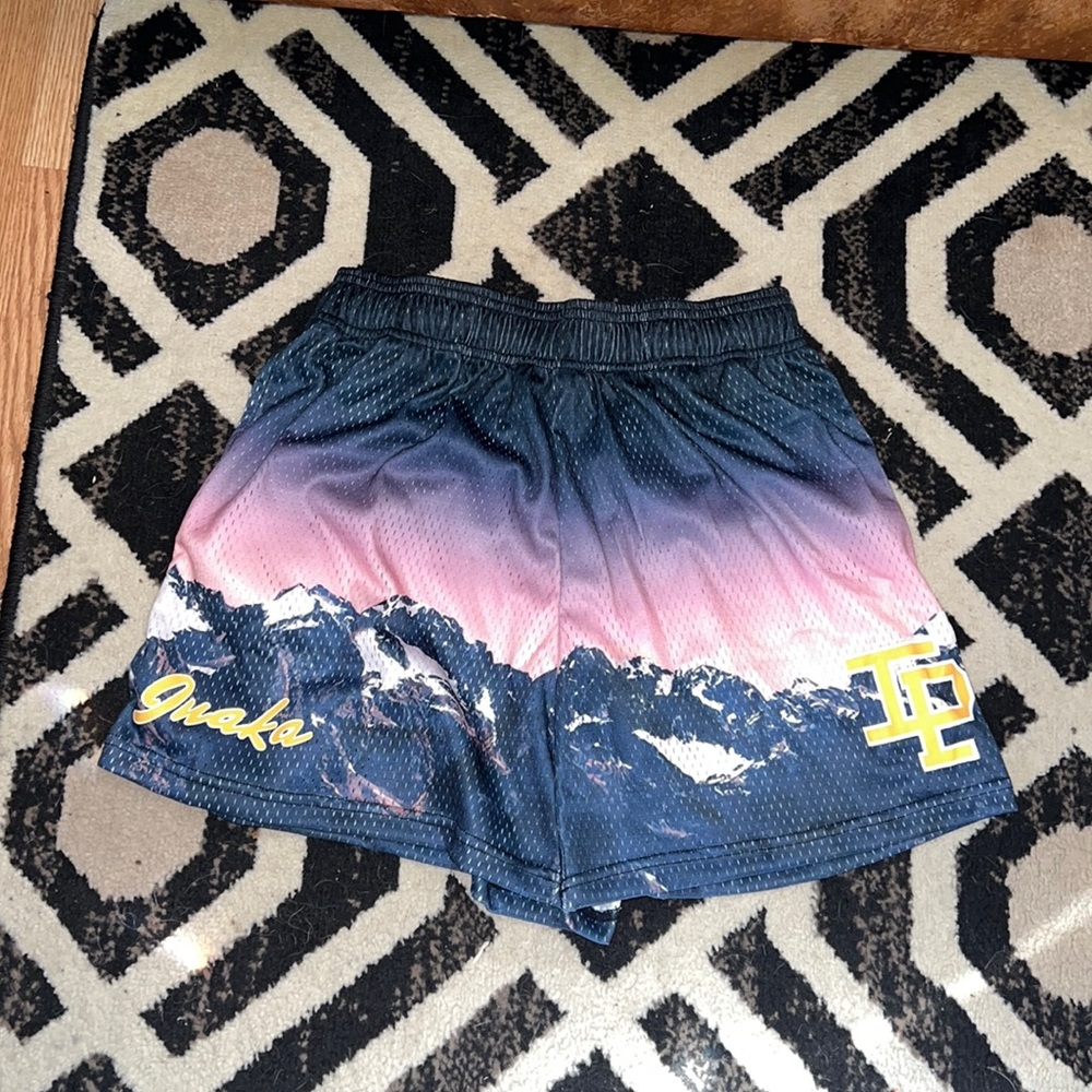 Inaka shorts